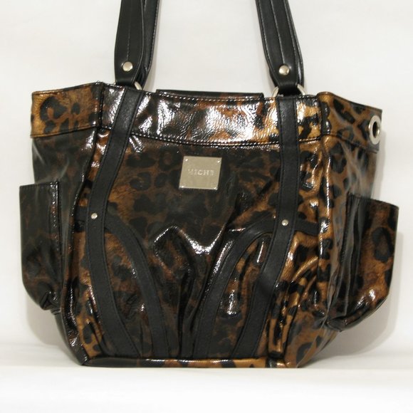 Miche Lisa Demi - Picture 1 of 4
